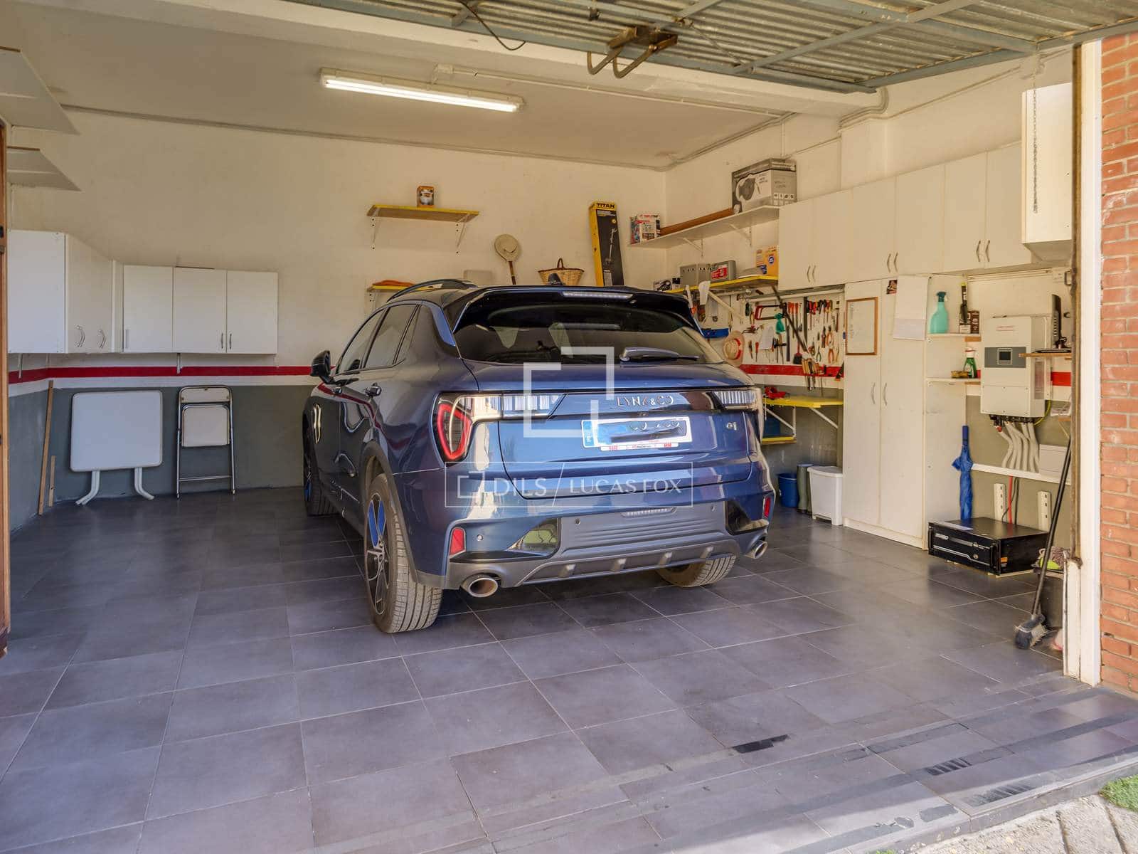 4 sypialnia Willa na sprzedaż w Vilassar de Dalt z basenem garażem - 750 000 € (Ref: 9743996)