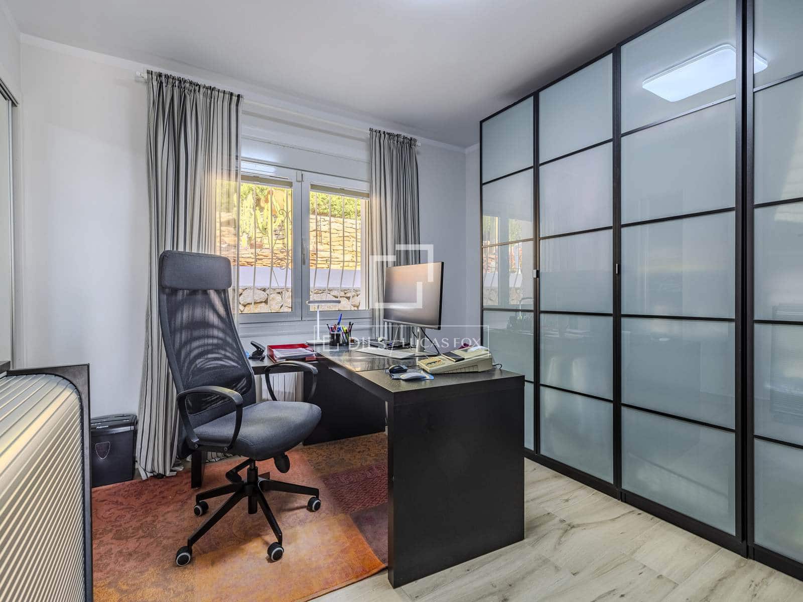 4 makuuhuone Huvila myytävänä paikassa Moraira mukana uima-altaan 
autotalli - 1 295 000 € (Ref: 9745140)