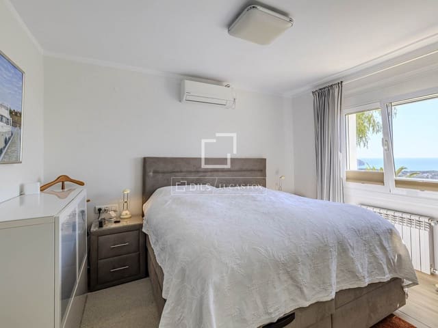 4 makuuhuone Huvila myytävänä paikassa Moraira, Teulada-Moraira mukana uima-altaan 
autotalli - 1 295 000 € (Ref: 9745140)