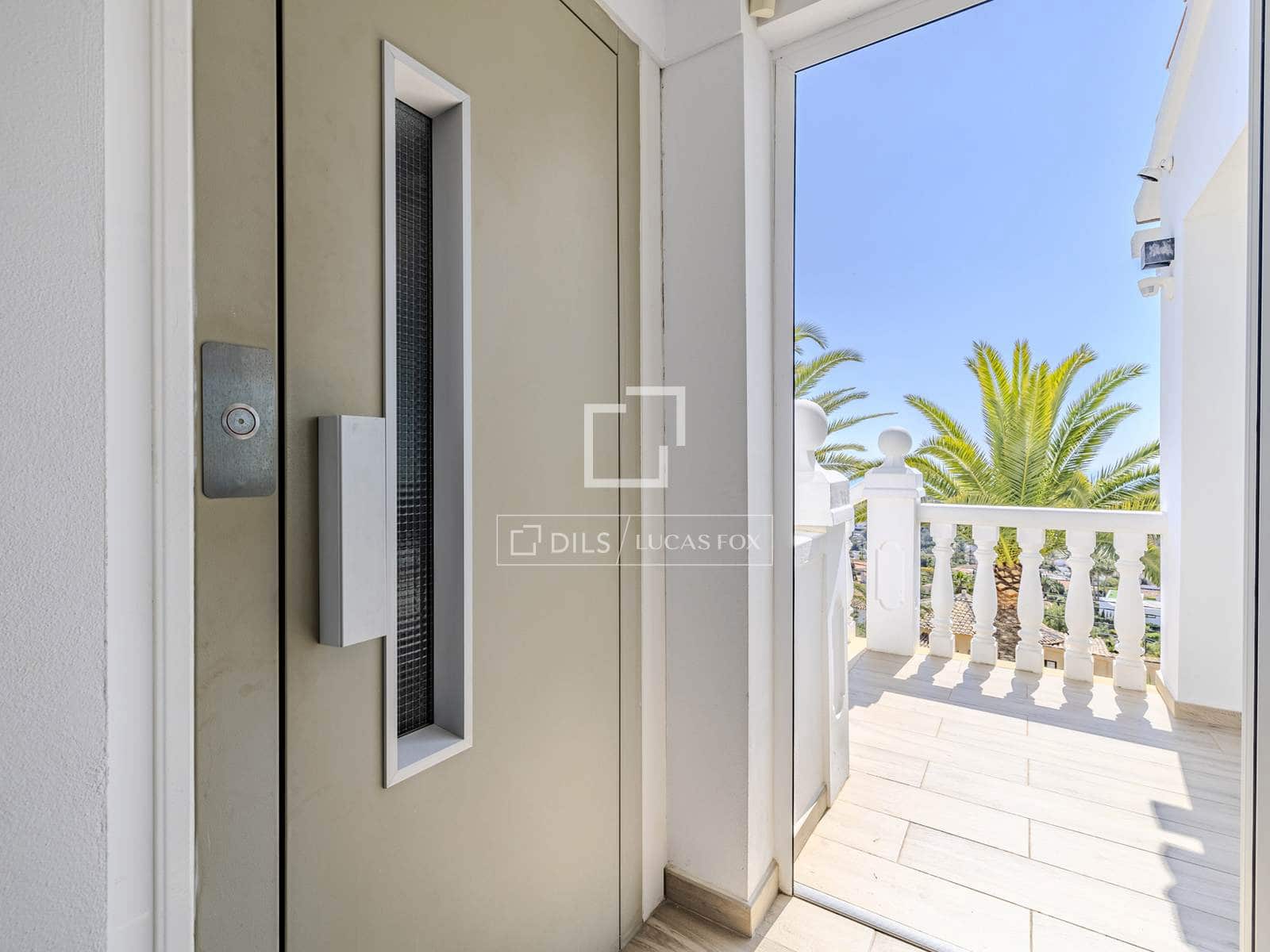 4 makuuhuone Huvila myytävänä paikassa Moraira mukana uima-altaan 
autotalli - 1 295 000 € (Ref: 9745140)