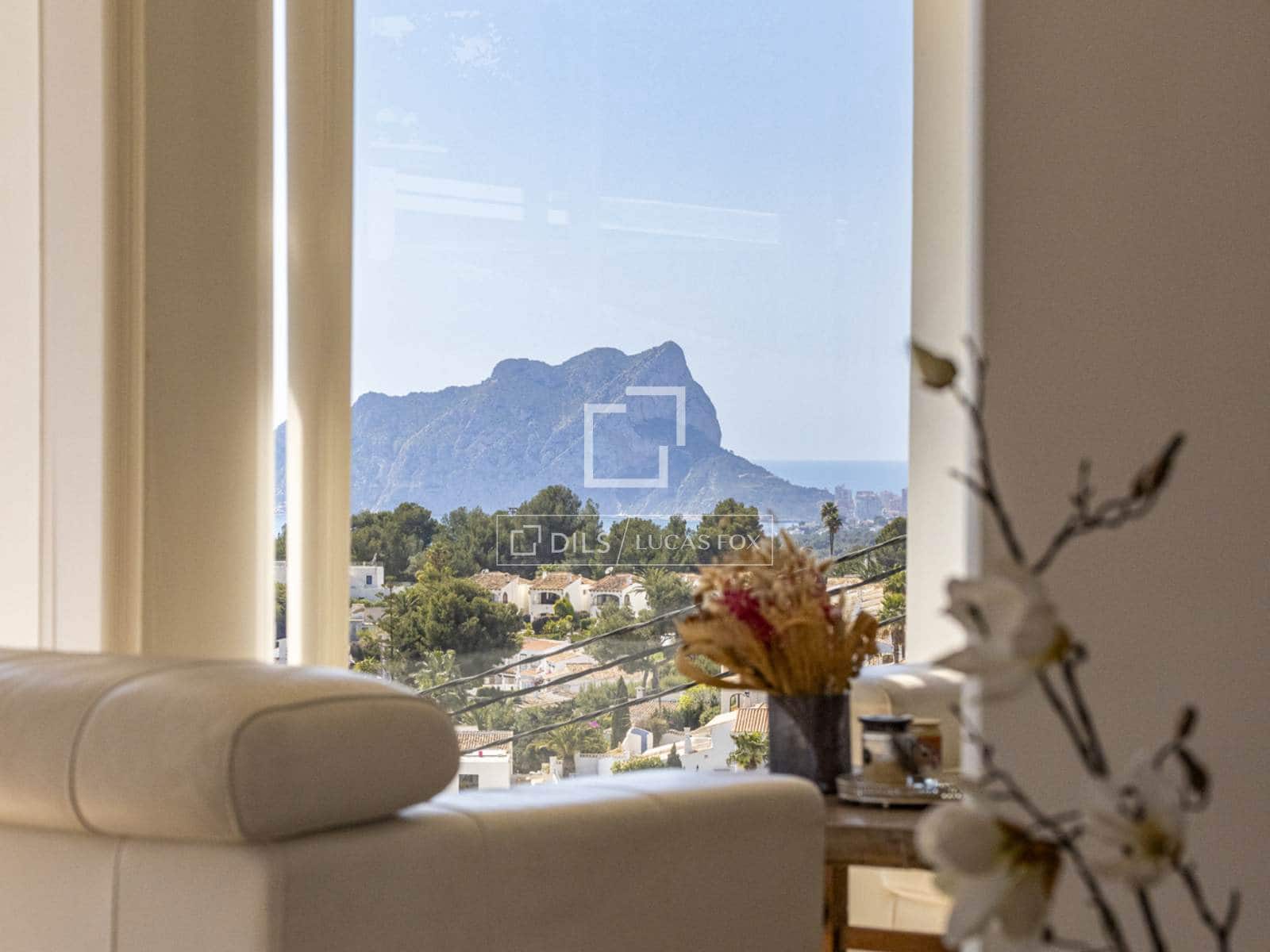 4 makuuhuone Huvila myytävänä paikassa Moraira mukana uima-altaan 
autotalli - 1 295 000 € (Ref: 9745140)