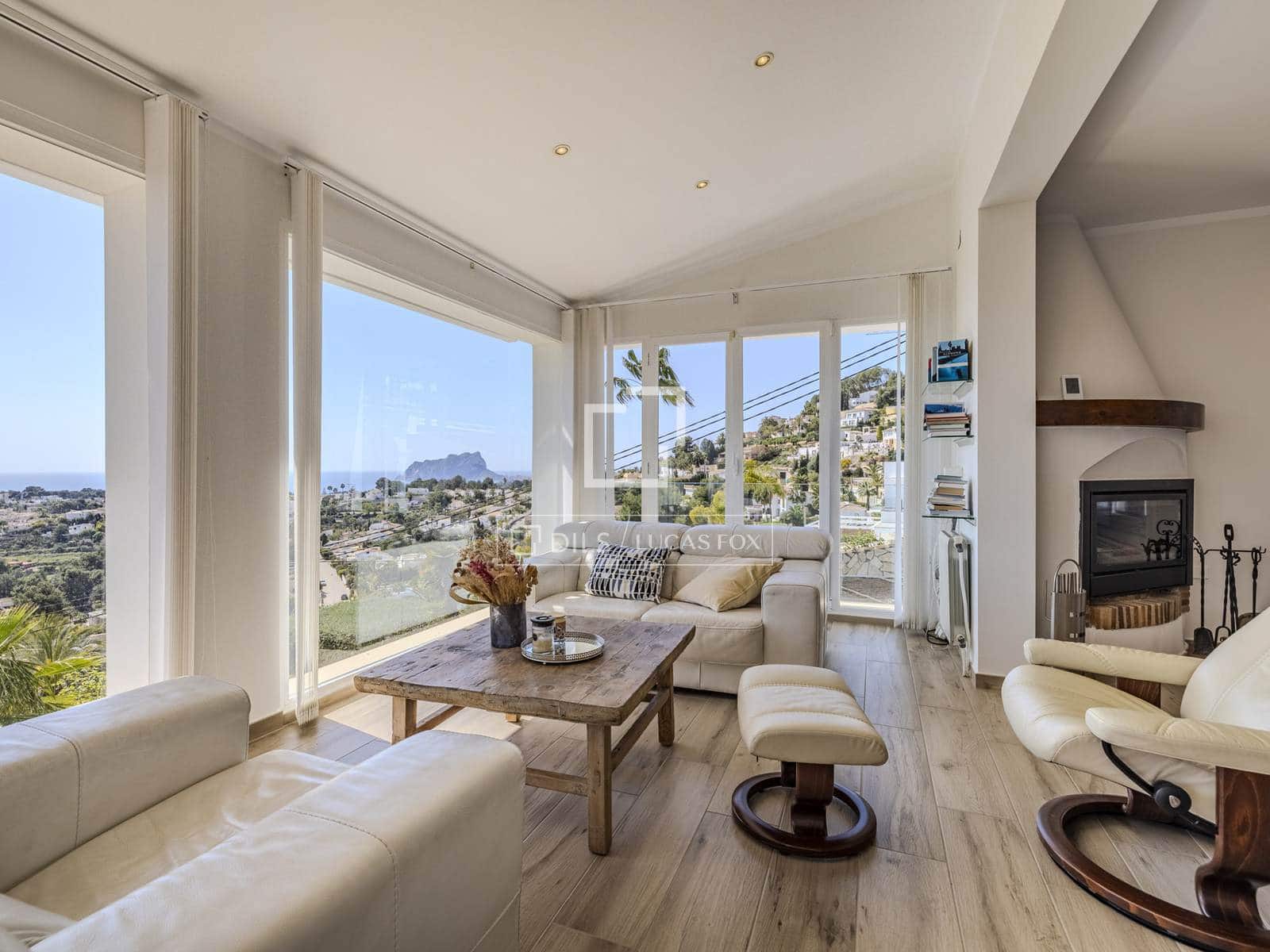 4 makuuhuone Huvila myytävänä paikassa Moraira mukana uima-altaan 
autotalli - 1 295 000 € (Ref: 9745140)