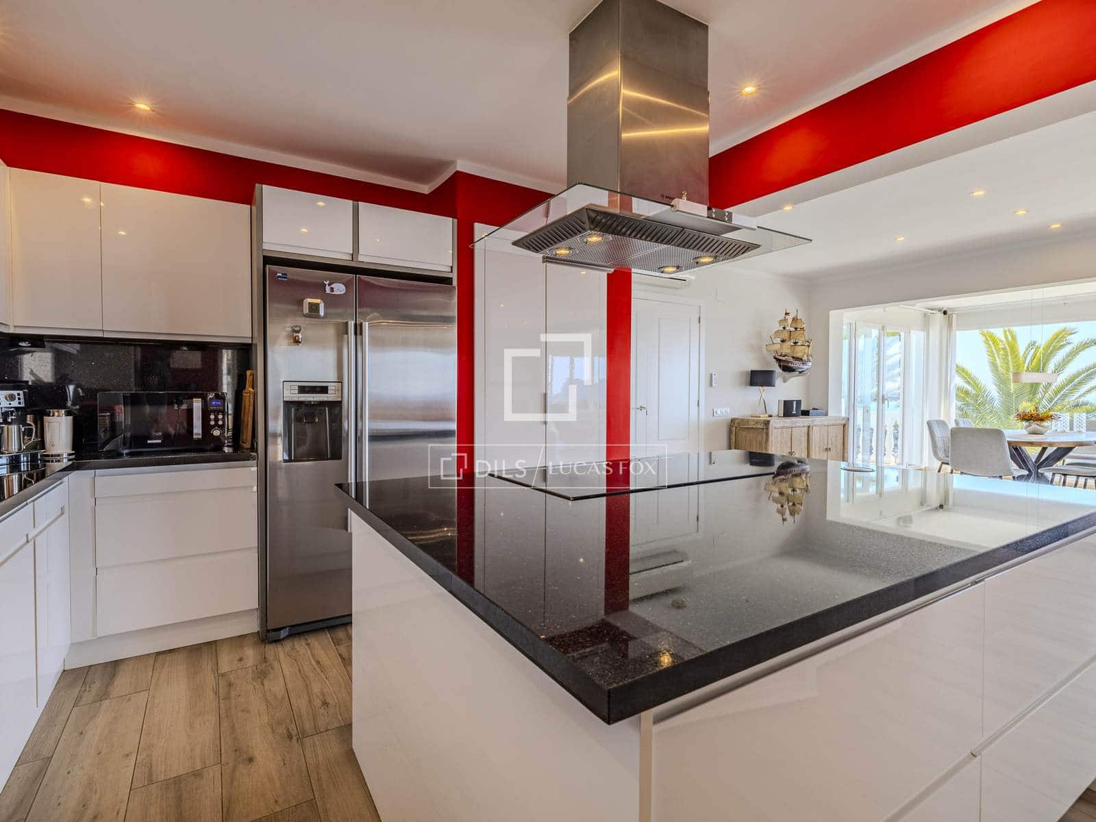 4 makuuhuone Huvila myytävänä paikassa Moraira mukana uima-altaan 
autotalli - 1 295 000 € (Ref: 9745140)