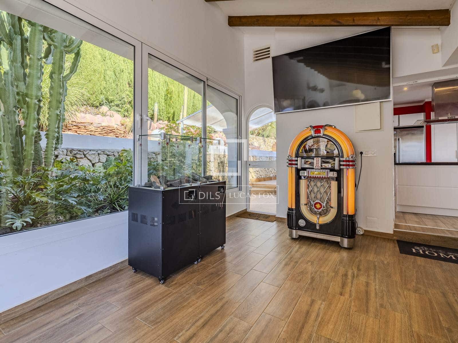 4 makuuhuone Huvila myytävänä paikassa Moraira mukana uima-altaan 
autotalli - 1 295 000 € (Ref: 9745140)