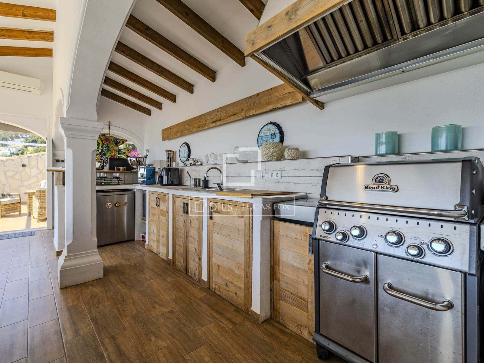 4 makuuhuone Huvila myytävänä paikassa Moraira mukana uima-altaan 
autotalli - 1 295 000 € (Ref: 9745140)