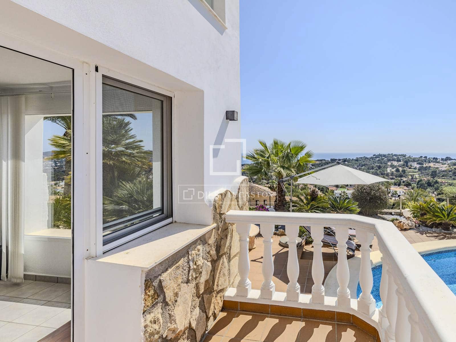 4 makuuhuone Huvila myytävänä paikassa Moraira mukana uima-altaan 
autotalli - 1 295 000 € (Ref: 9745140)