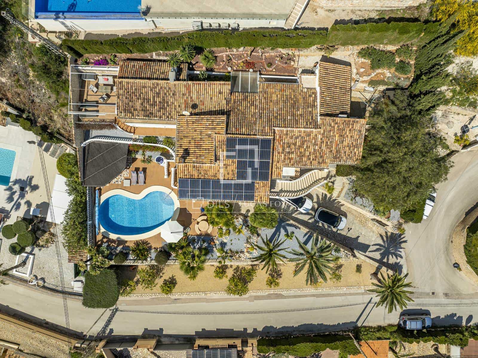 4 makuuhuone Huvila myytävänä paikassa Moraira mukana uima-altaan 
autotalli - 1 295 000 € (Ref: 9745140)