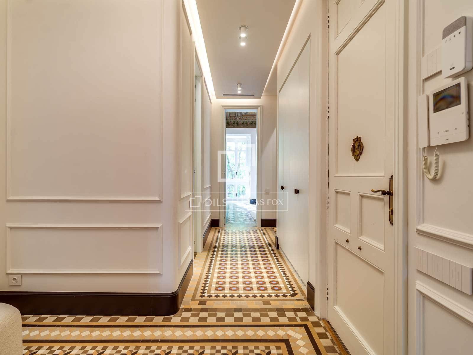 3 soveværelse Lejlighed til salg i Barcelona by - € 2.650.000 (Ref: 9745902)