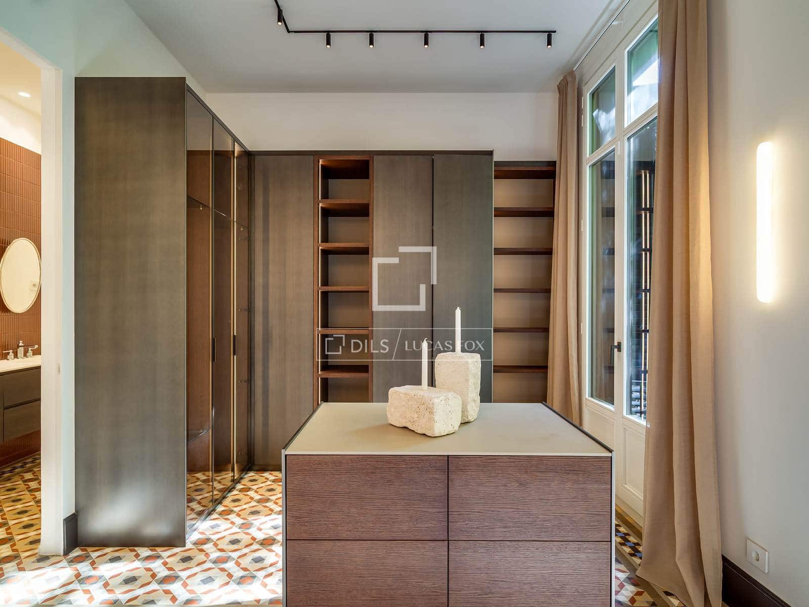 3 soveværelse Lejlighed til salg i Barcelona by - € 2.650.000 (Ref: 9745902)