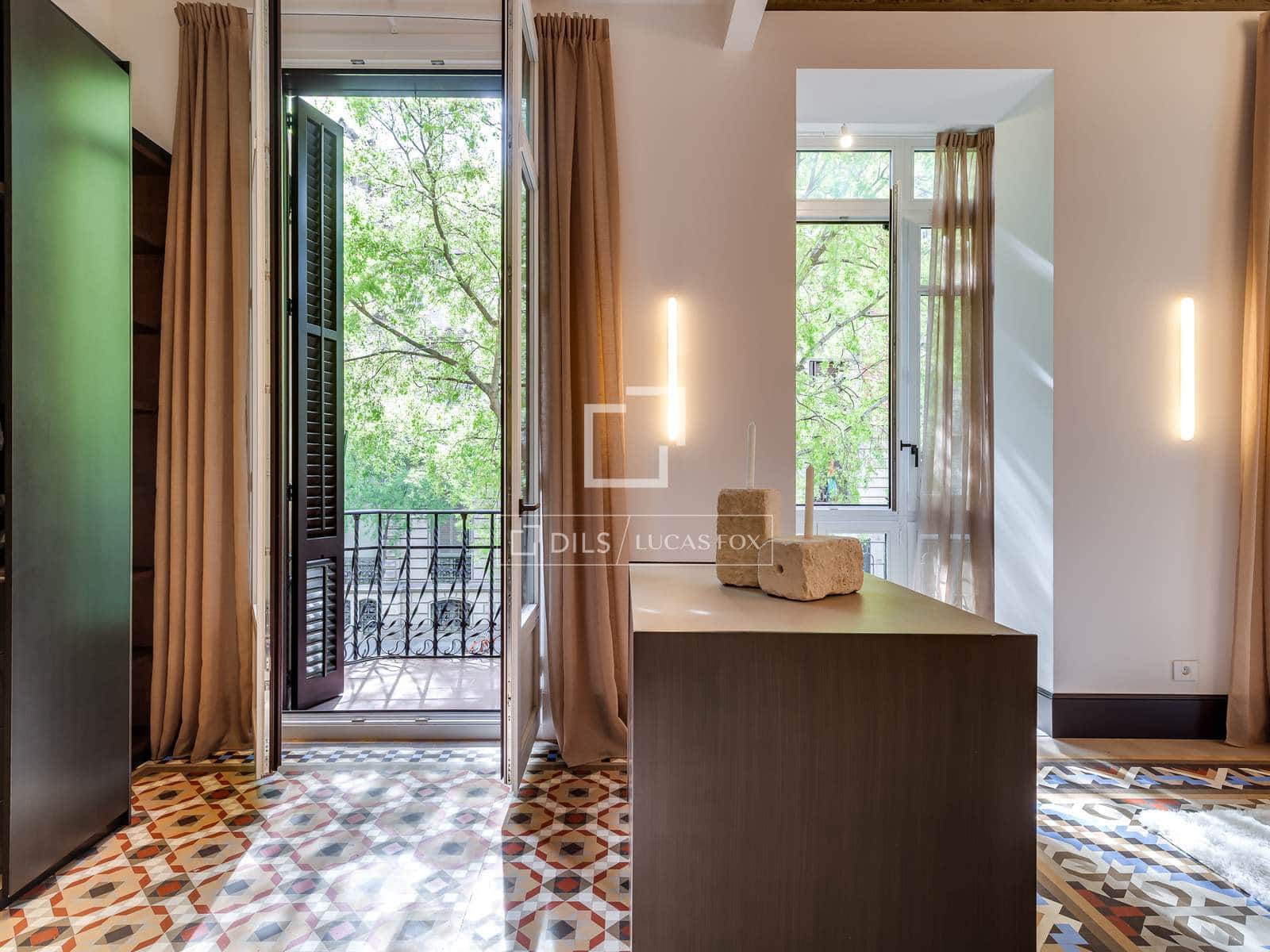 3 soveværelse Lejlighed til salg i Barcelona by - € 2.650.000 (Ref: 9745902)