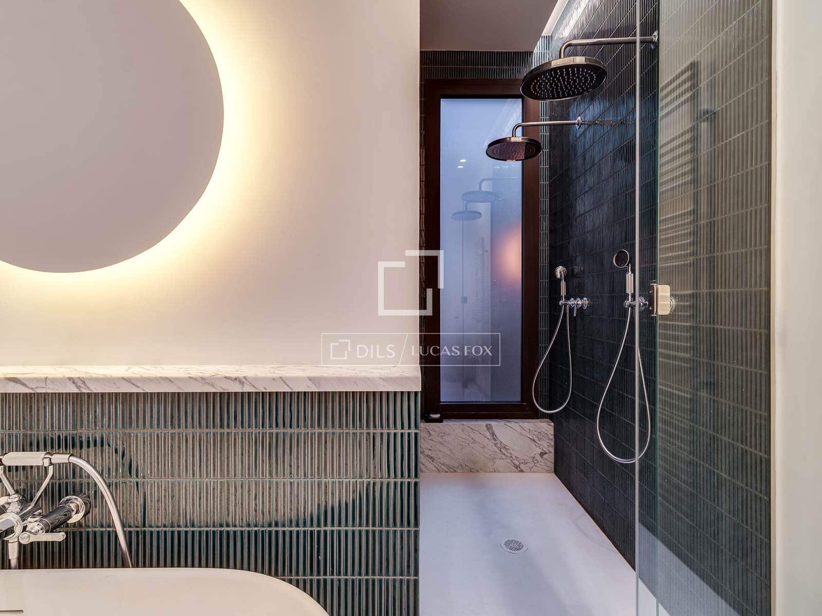 3 soveværelse Lejlighed til salg i Barcelona by - € 2.650.000 (Ref: 9745902)