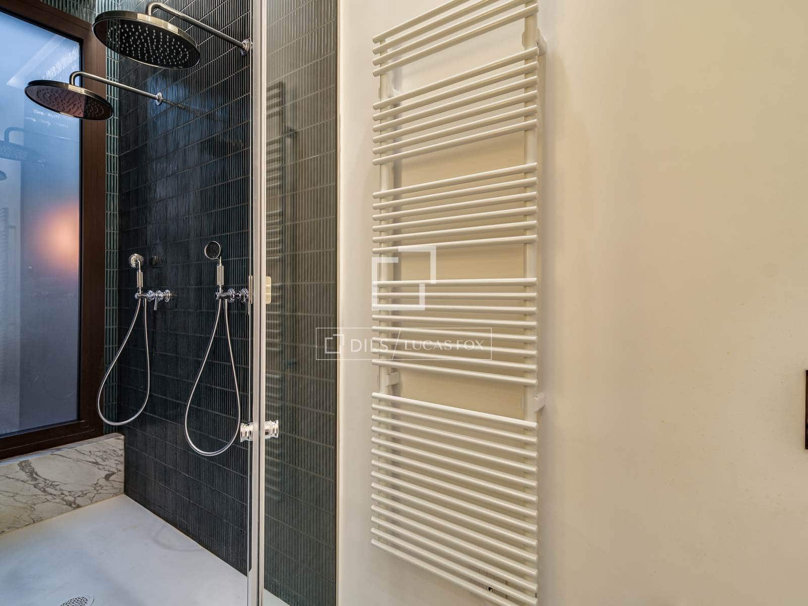 3 soveværelse Lejlighed til salg i Barcelona by - € 2.650.000 (Ref: 9745902)