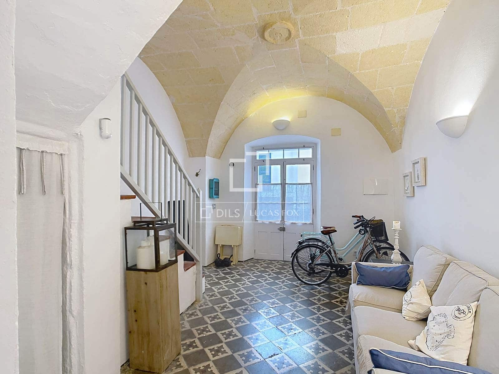 3 bedroom Villa for sale in Ciutadella de Menorca - € 770,000 (Ref: 9747067)