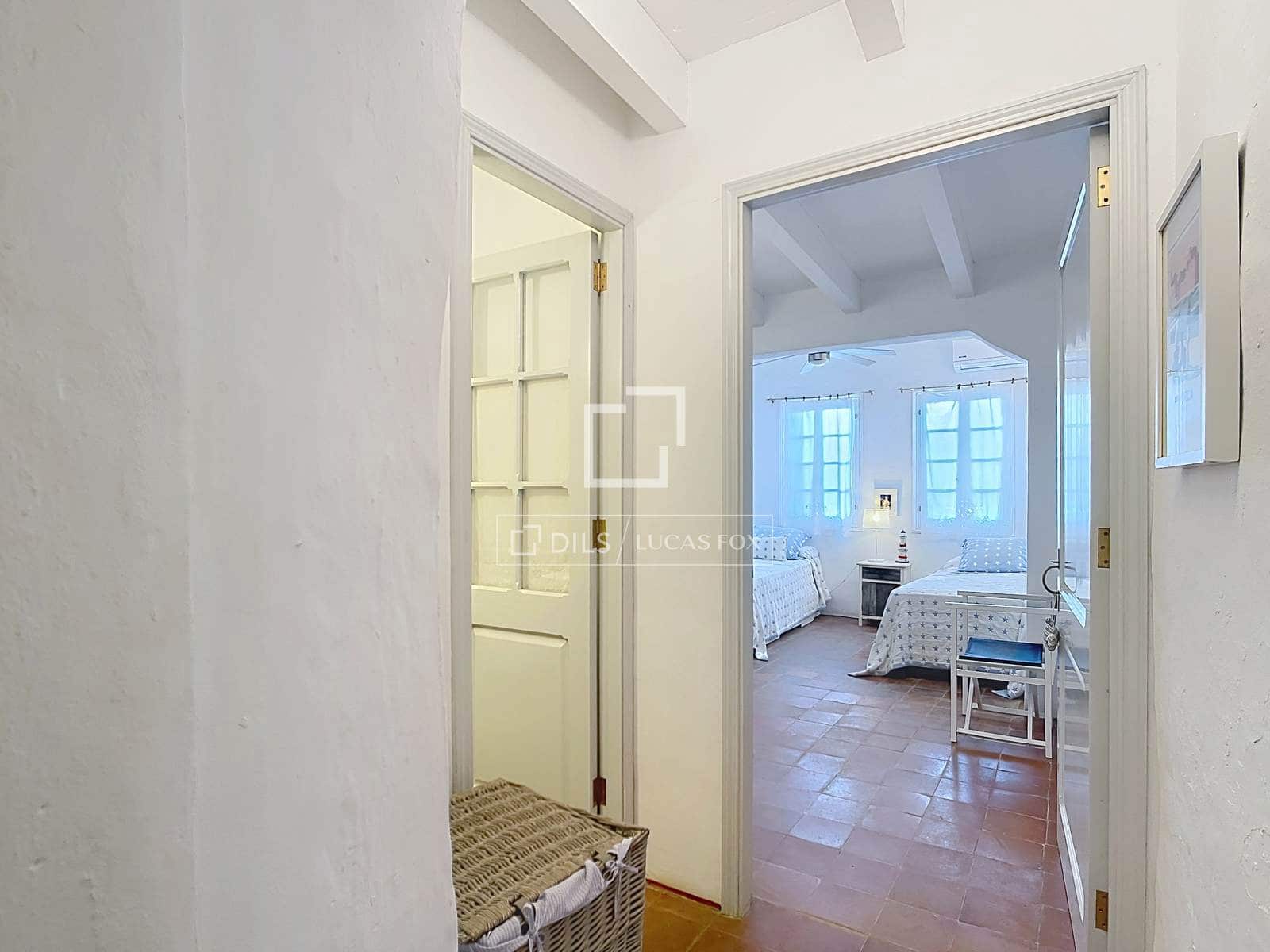 3 bedroom Villa for sale in Ciutadella de Menorca - € 770,000 (Ref: 9747067)