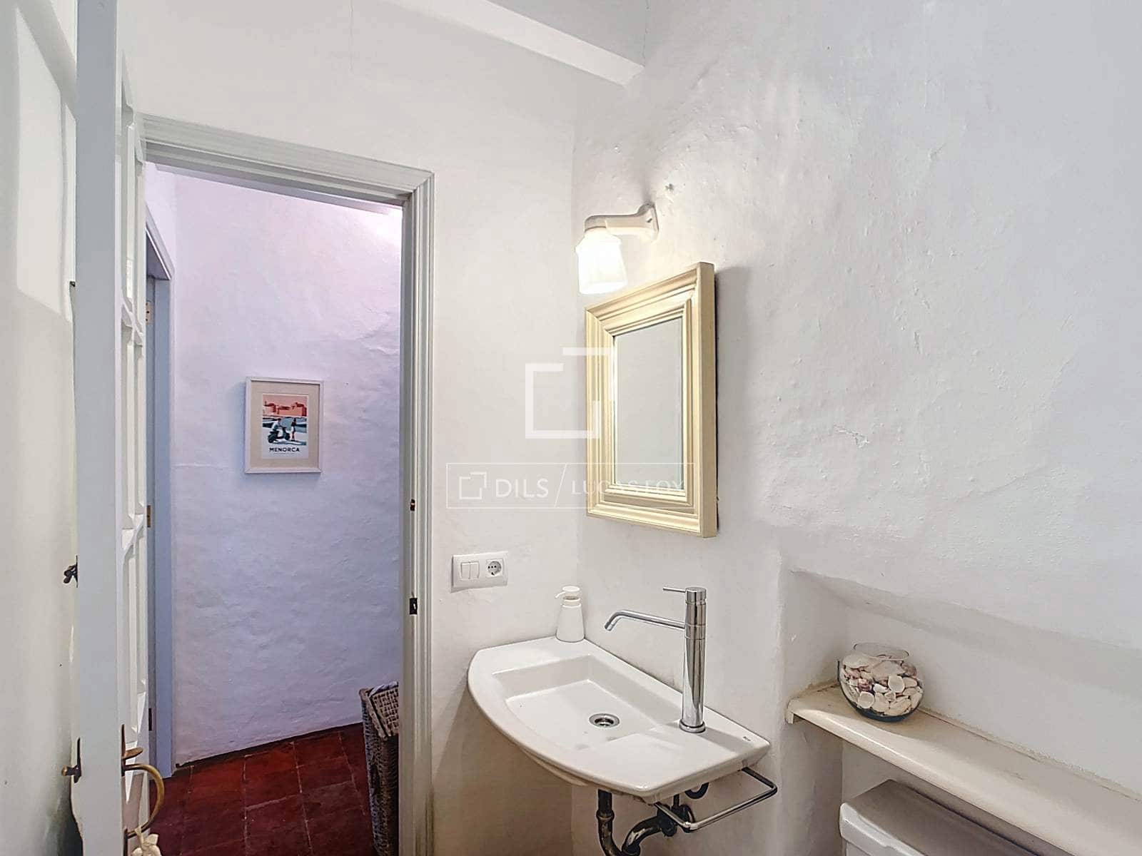 3 bedroom Villa for sale in Ciutadella de Menorca - € 770,000 (Ref: 9747067)