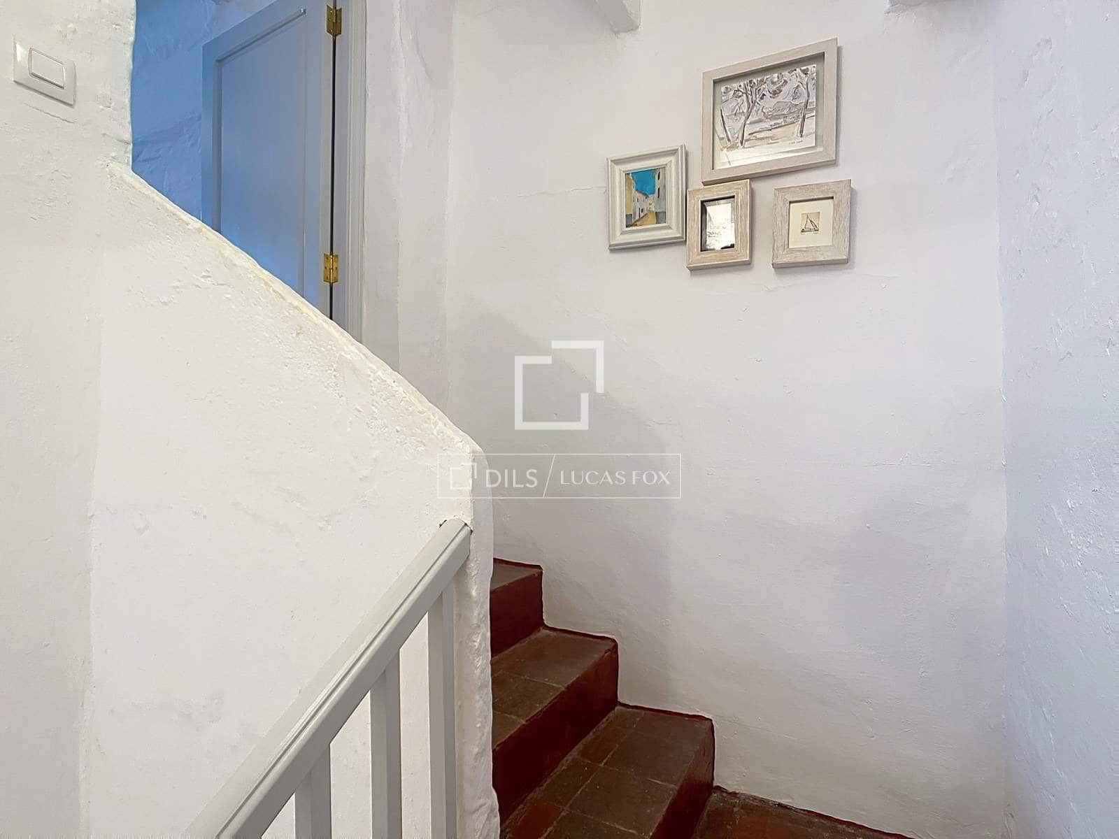 3 bedroom Villa for sale in Ciutadella de Menorca - € 770,000 (Ref: 9747067)