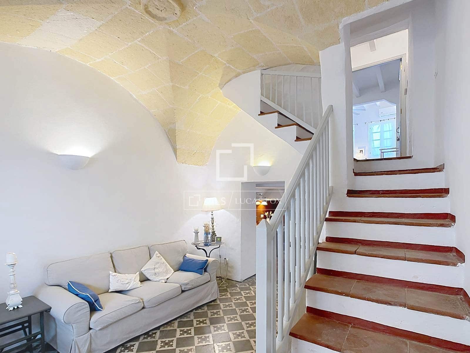 3 bedroom Villa for sale in Ciutadella de Menorca - € 770,000 (Ref: 9747067)