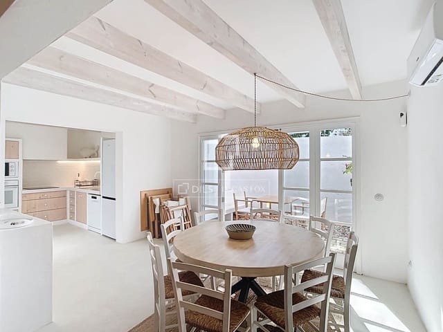 4 soveværelse Villa til salg i Ciutadella de Menorca - € 875.000 (Ref: 9747140)