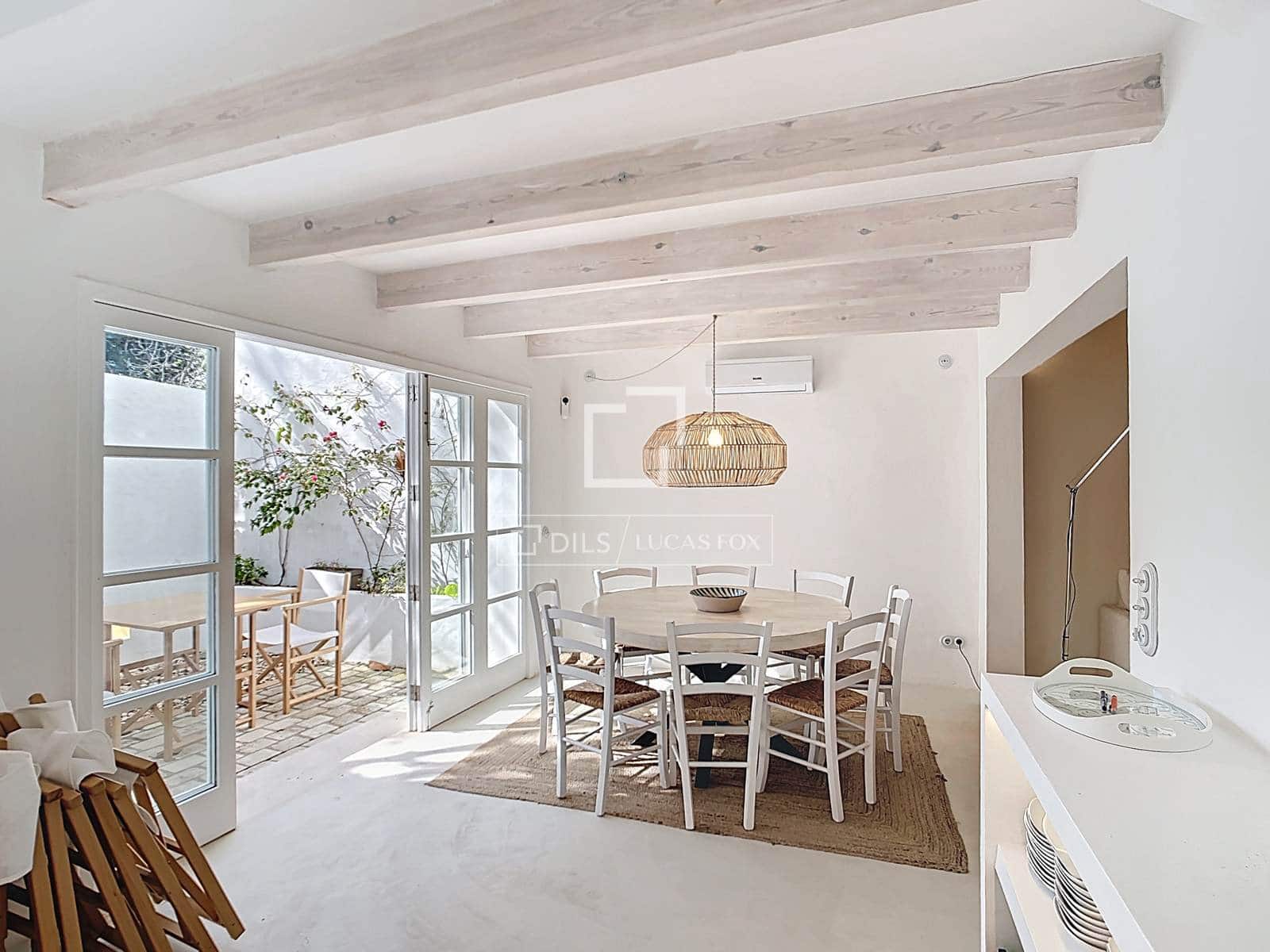 4 soveværelse Villa til salg i Ciutadella de Menorca - € 875.000 (Ref: 9747140)