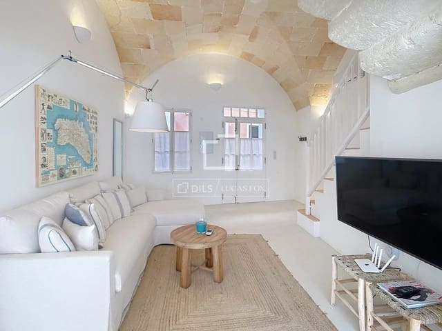 4 soveværelse Villa til salg i Ciutadella de Menorca - € 875.000 (Ref: 9747140)