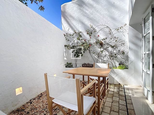 4 soveværelse Villa til salg i Ciutadella de Menorca - € 875.000 (Ref: 9747140)