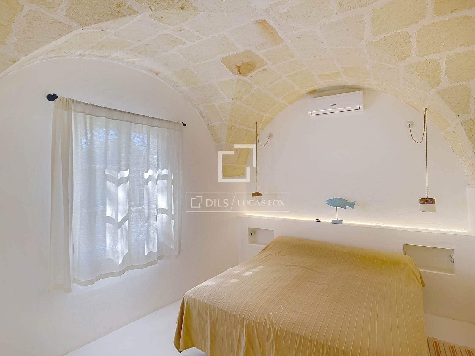 4 soveværelse Villa til salg i Ciutadella de Menorca - € 875.000 (Ref: 9747140)