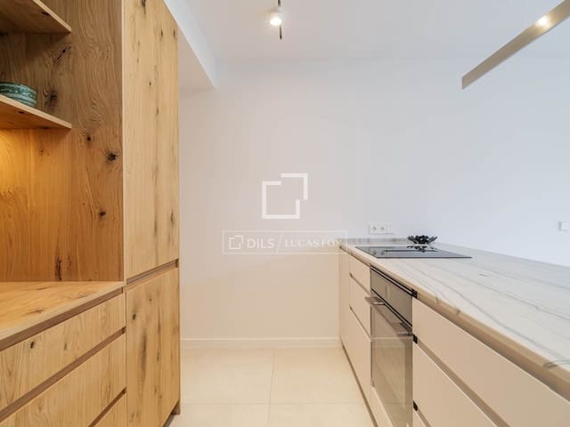 3 makuuhuone Huoneisto myytävänä paikassa Barcelona kaupunki mukana 
autotalli - 895 000 € (Ref: 9748212)