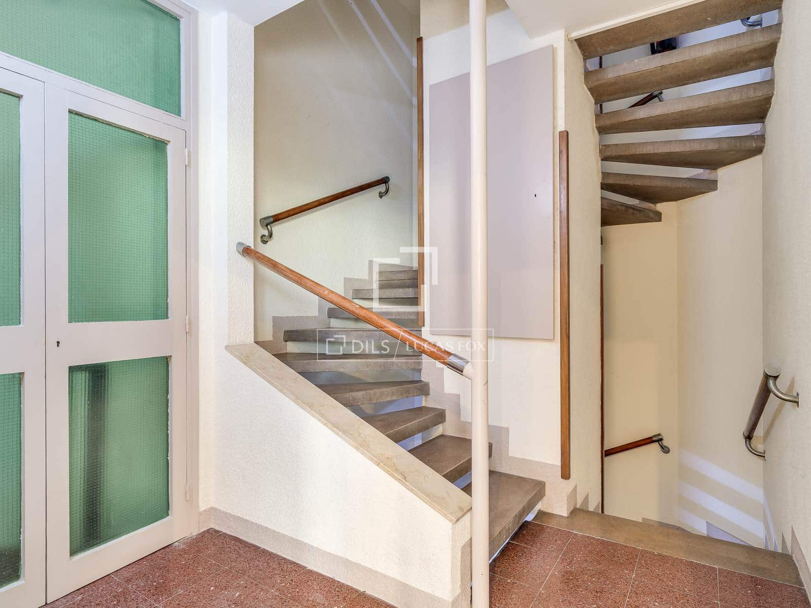 3 makuuhuone Huoneisto myytävänä paikassa Barcelona kaupunki mukana 
autotalli - 895 000 € (Ref: 9748212)