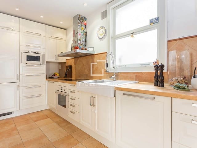 3 makuuhuone Huoneisto myytävänä paikassa Barcelona kaupunki - 1 200 000 € (Ref: 9748213)