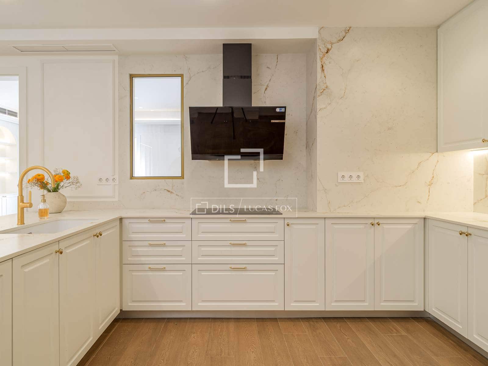 Apartamento de 5 habitaciones en Barcelona ciudad en venta - 2.100.000 € (Ref: 9748351)