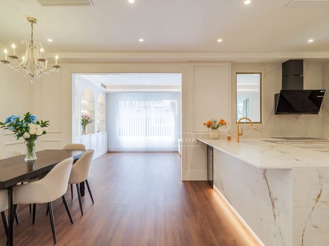 Apartamento de 5 habitaciones en Barcelona ciudad en venta - 2.100.000 € (Ref: 9748351)