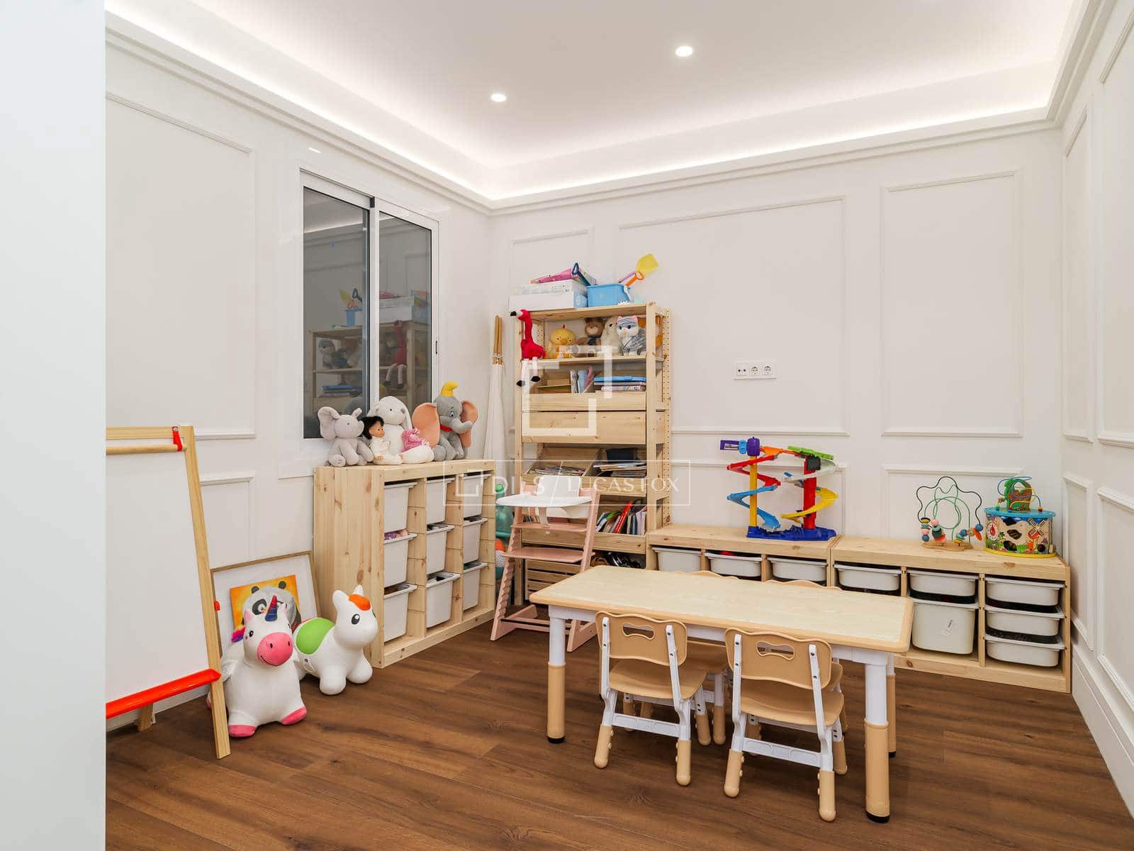 Apartamento de 5 habitaciones en Barcelona ciudad en venta - 2.100.000 € (Ref: 9748351)