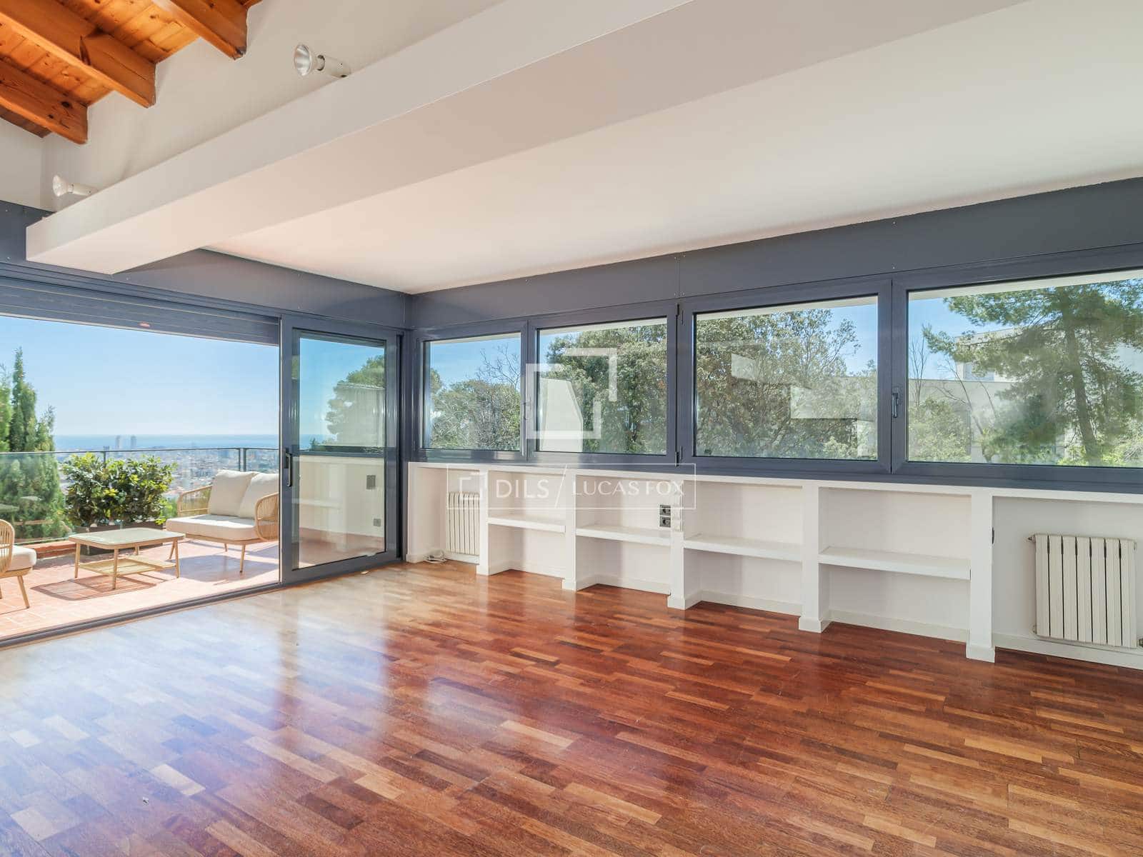 5 soveværelse Villa til leje i Barcelona by med garage - € 5.900 (Ref: 9748352)