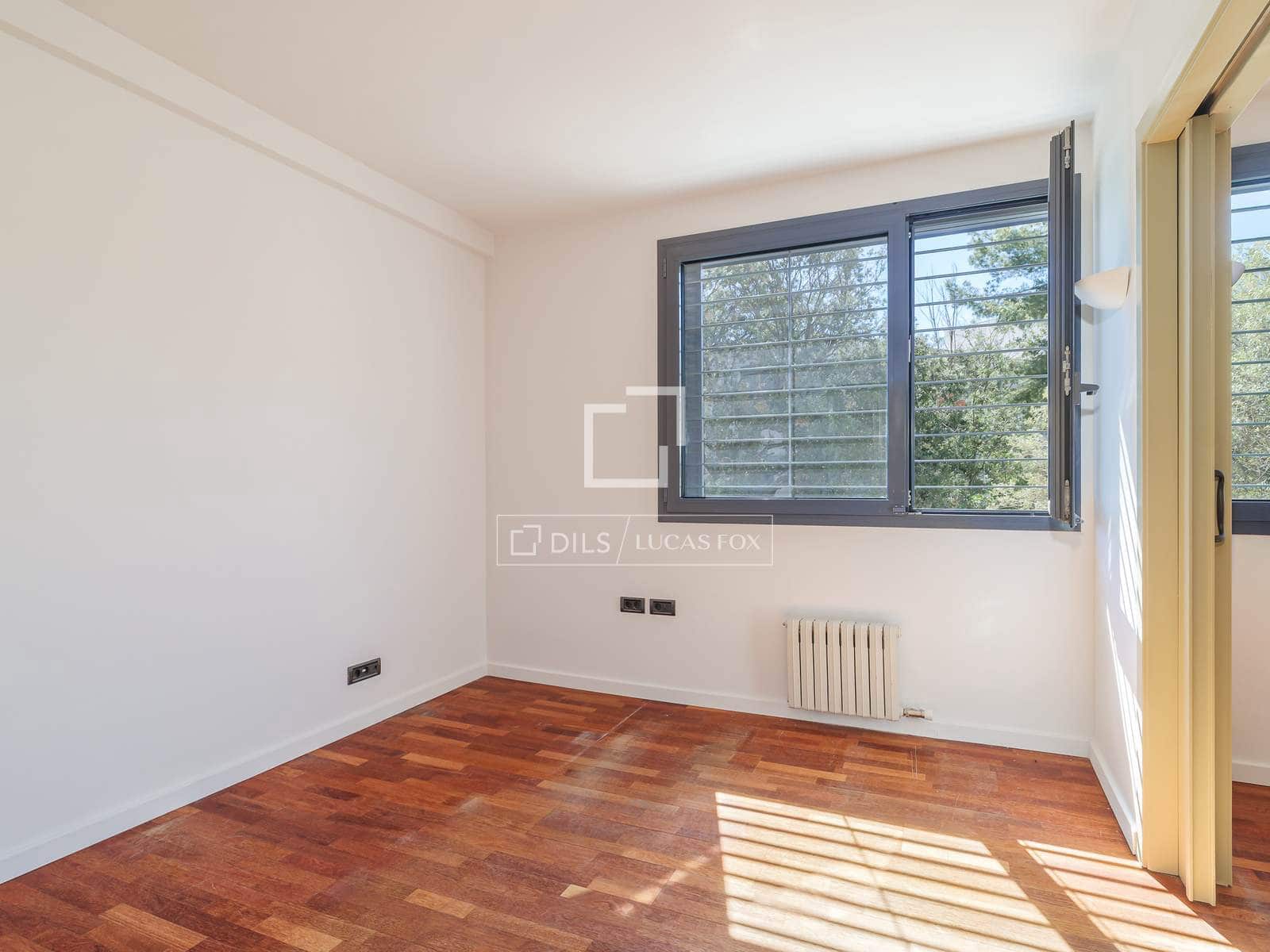 5 soveværelse Villa til leje i Barcelona by med garage - € 5.900 (Ref: 9748352)