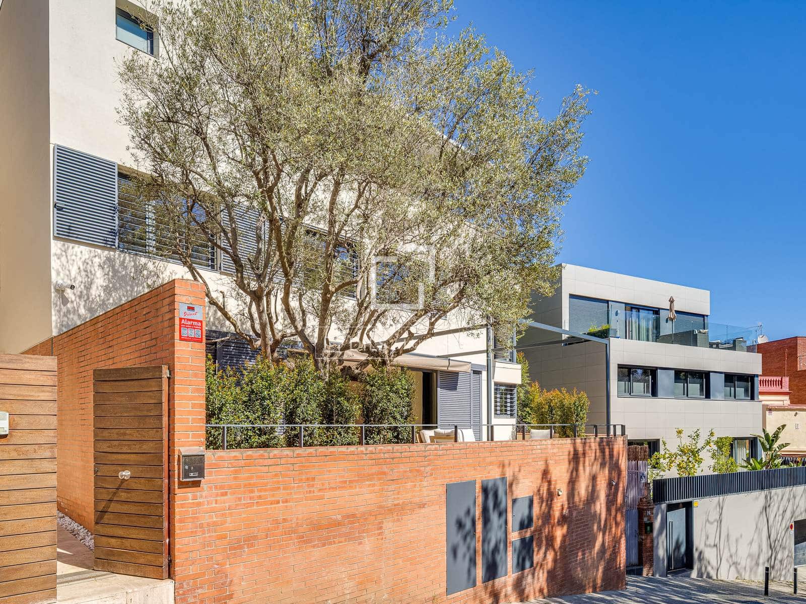 5 soveværelse Villa til leje i Barcelona by med garage - € 5.900 (Ref: 9748352)
