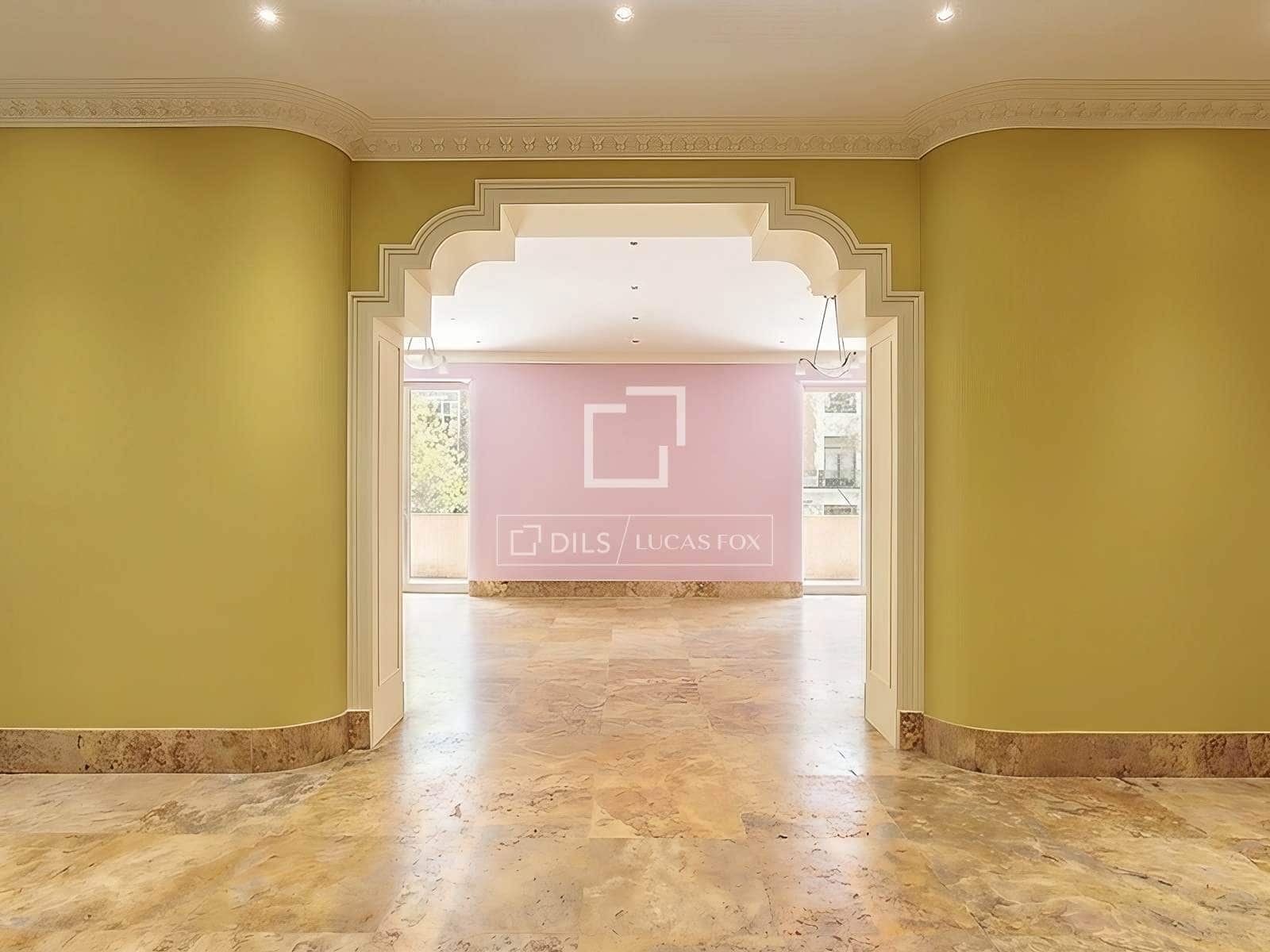 2 bedroom Apartment for sale in Madrid city with garage - € 5,500,000 (Ref: 9748353)