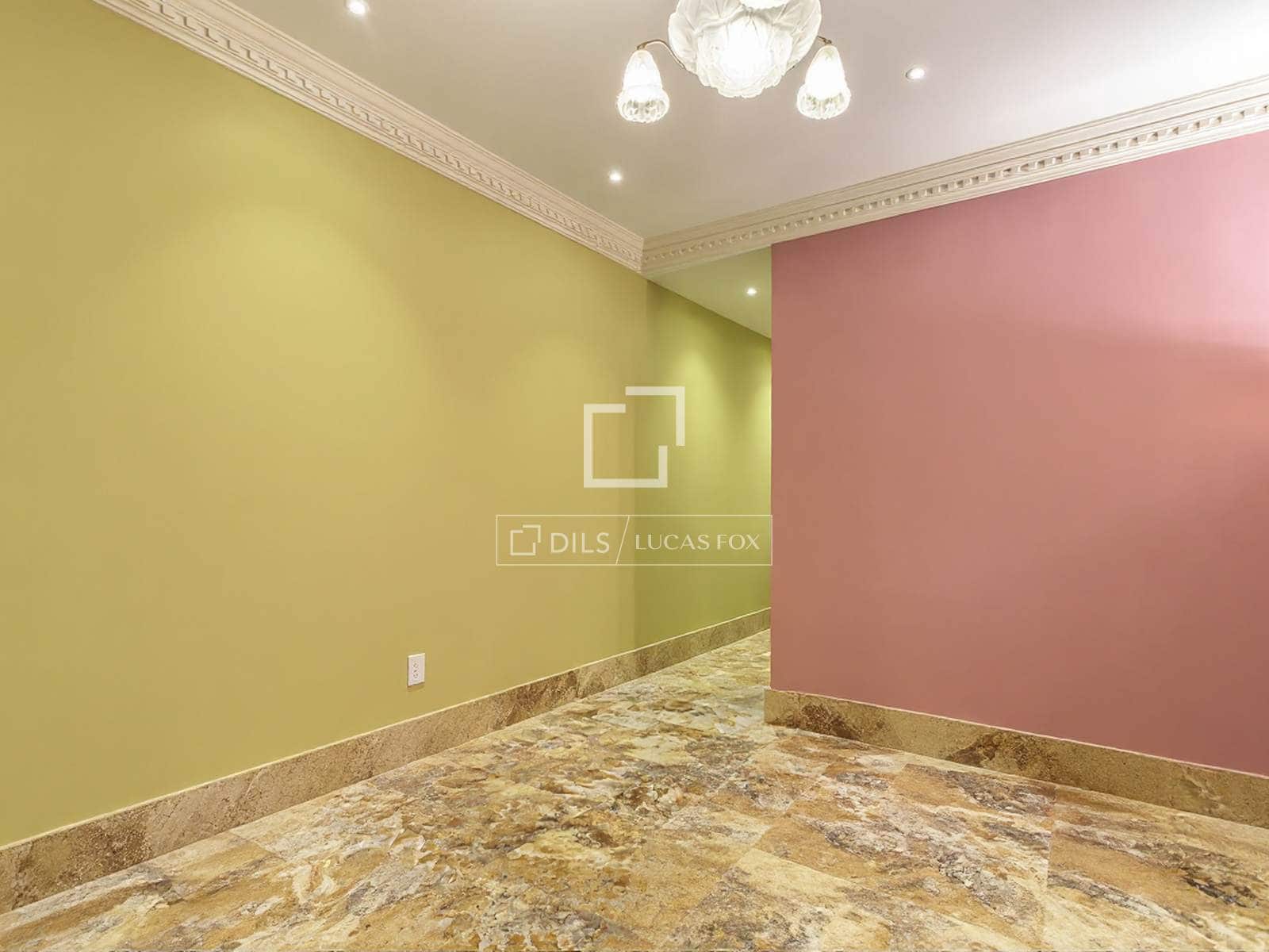 2 bedroom Apartment for sale in Madrid city with garage - € 5,500,000 (Ref: 9748353)