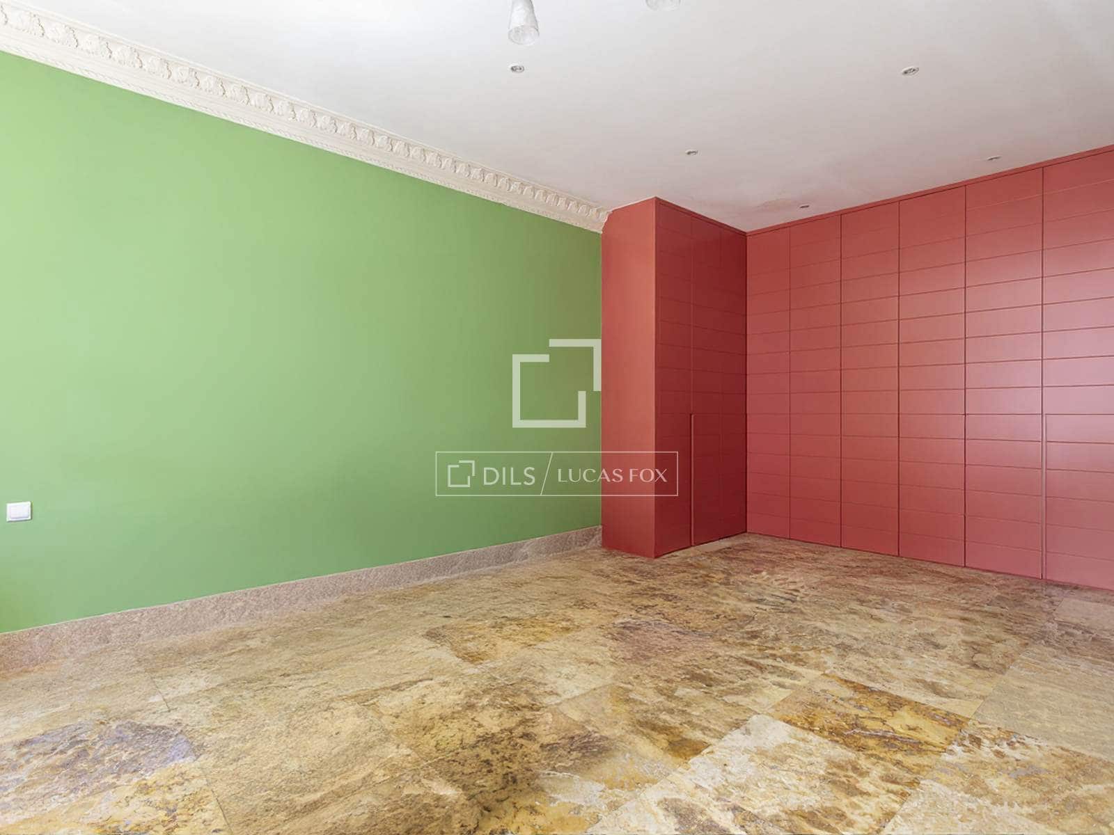 2 bedroom Apartment for sale in Madrid city with garage - € 5,500,000 (Ref: 9748353)