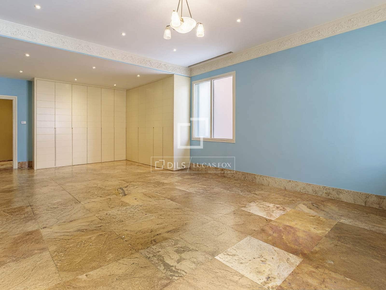 2 bedroom Apartment for sale in Madrid city with garage - € 5,500,000 (Ref: 9748353)