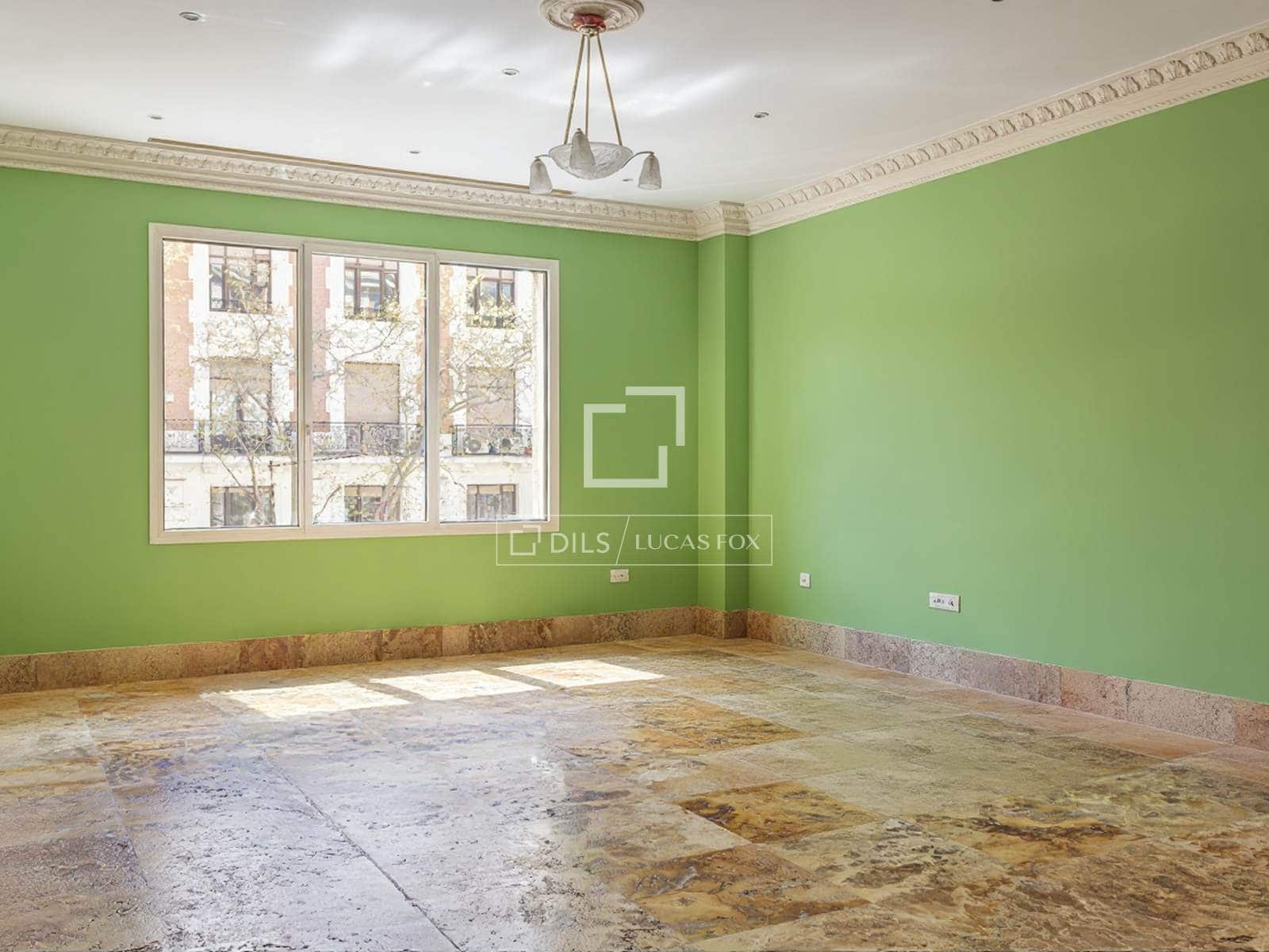 2 bedroom Apartment for sale in Madrid city with garage - € 5,500,000 (Ref: 9748353)