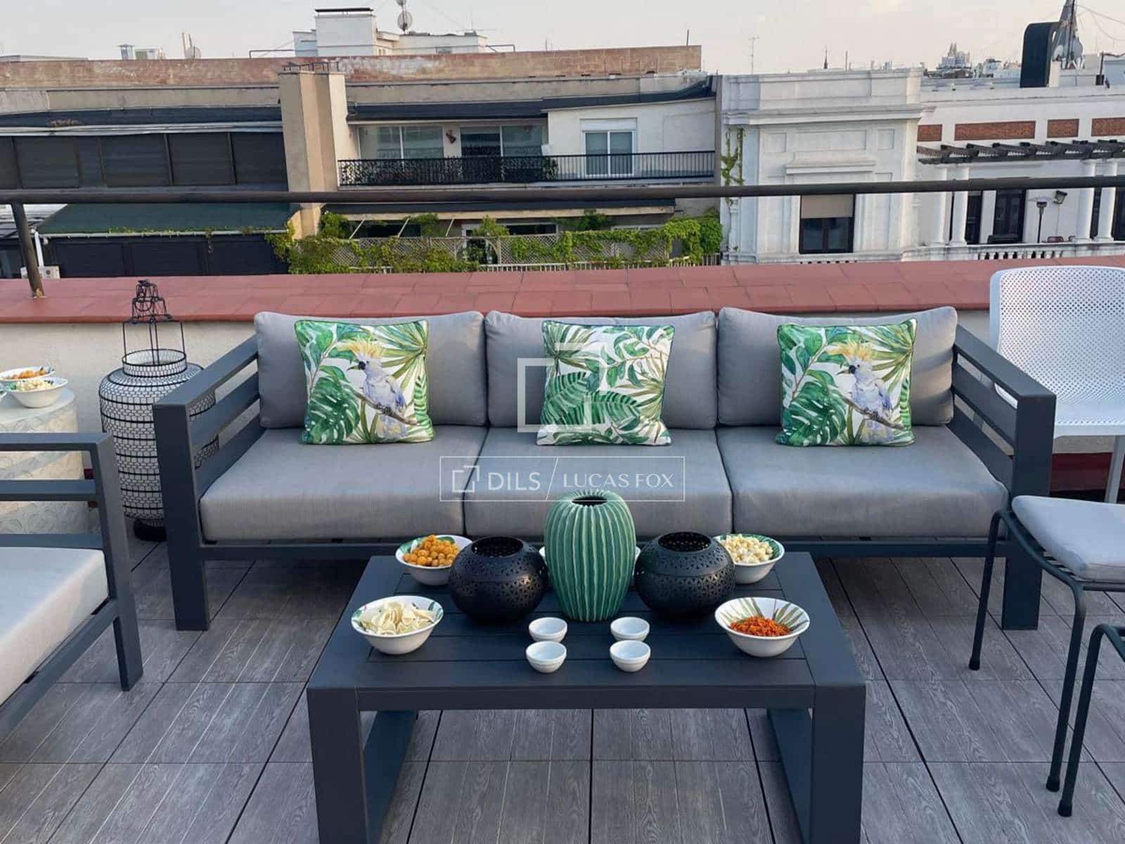 2 bedroom Apartment for sale in Madrid city with garage - € 5,500,000 (Ref: 9748353)