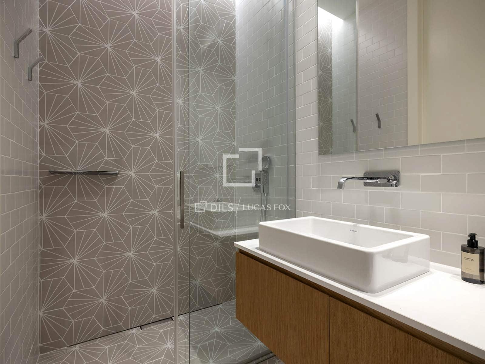 Apartamento de 2 habitaciones en Barcelona ciudad en venta con piscina - 2.200.000 € (Ref: 9748357)