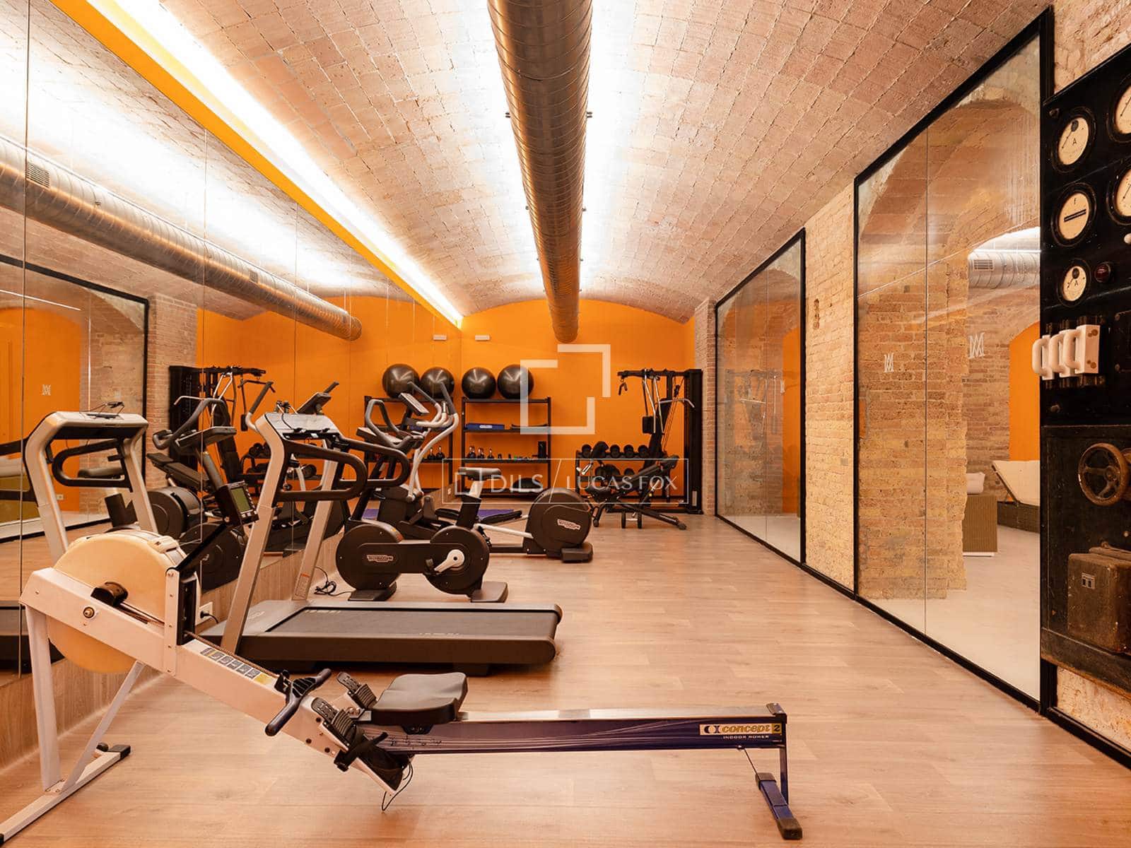 Apartamento de 2 habitaciones en Barcelona ciudad en venta con piscina - 2.200.000 € (Ref: 9748357)