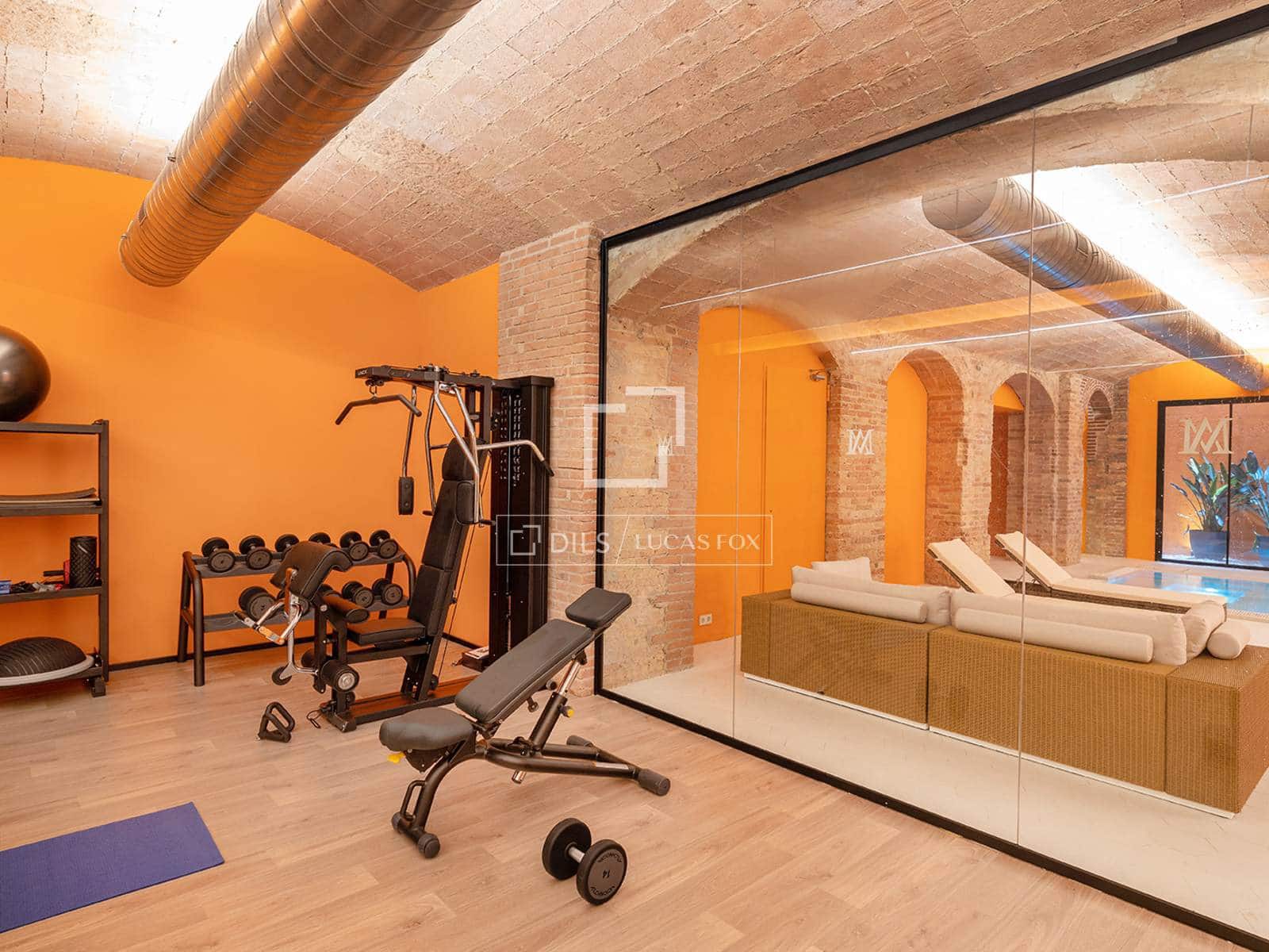 Apartamento de 2 habitaciones en Barcelona ciudad en venta con piscina - 2.200.000 € (Ref: 9748357)