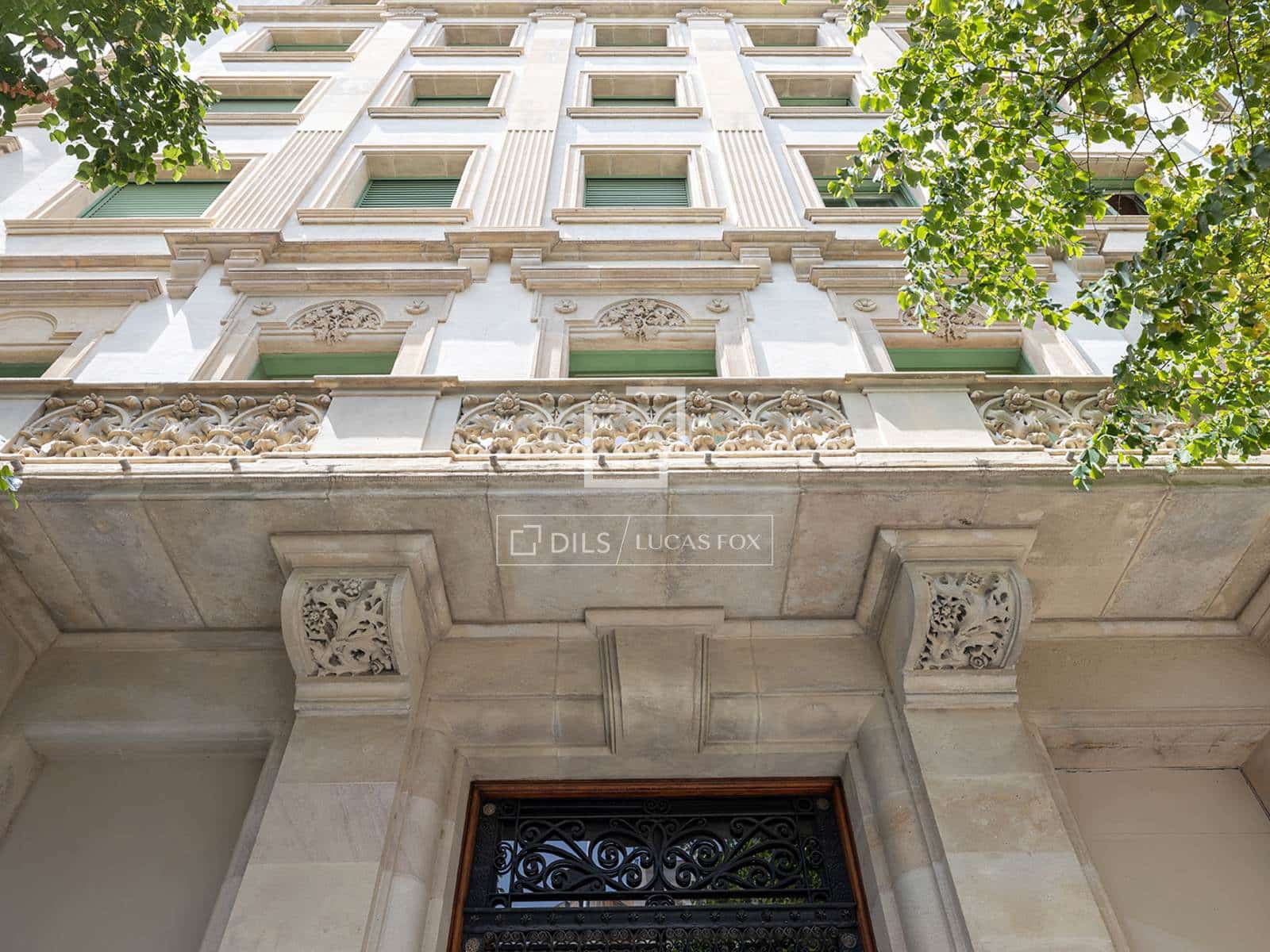 Apartamento de 2 habitaciones en Barcelona ciudad en venta con piscina - 2.200.000 € (Ref: 9748357)