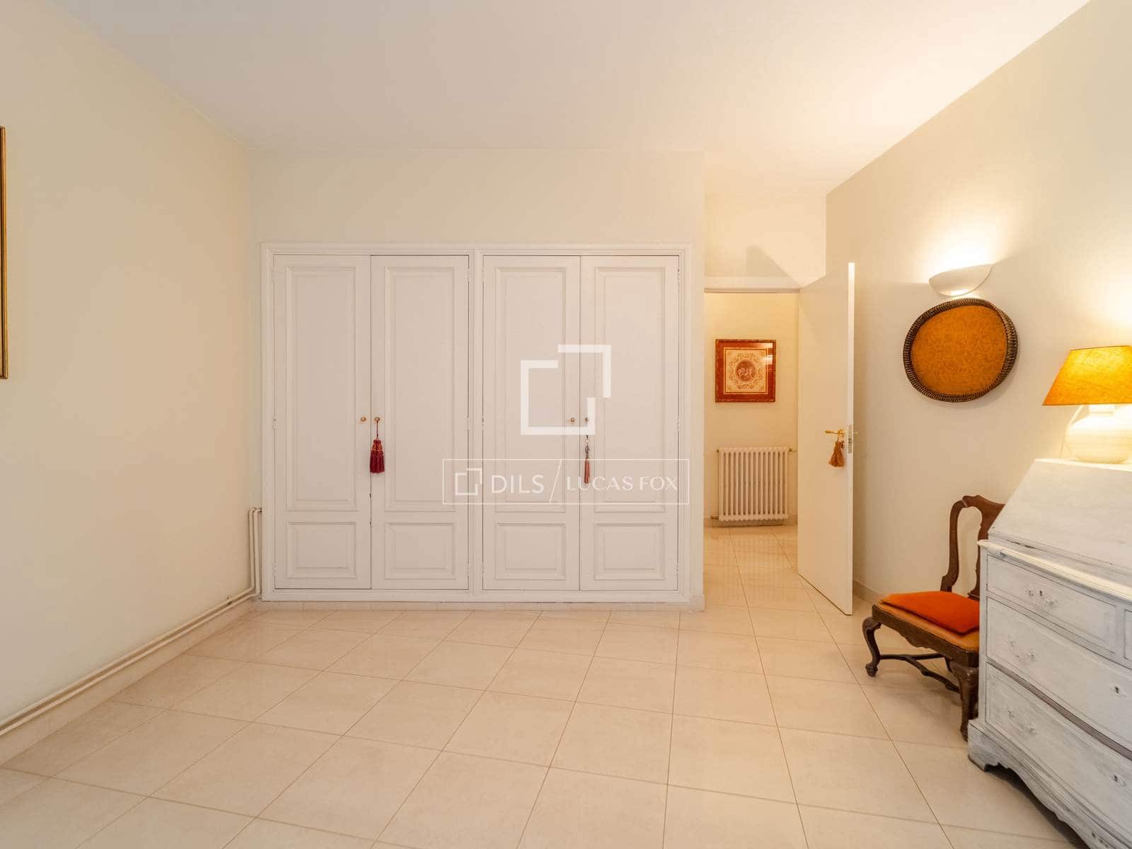 4 Zimmer Apartment zu verkaufen in Valencia Stadt mit Garage - 1.900.000 € (Ref: 9749286)