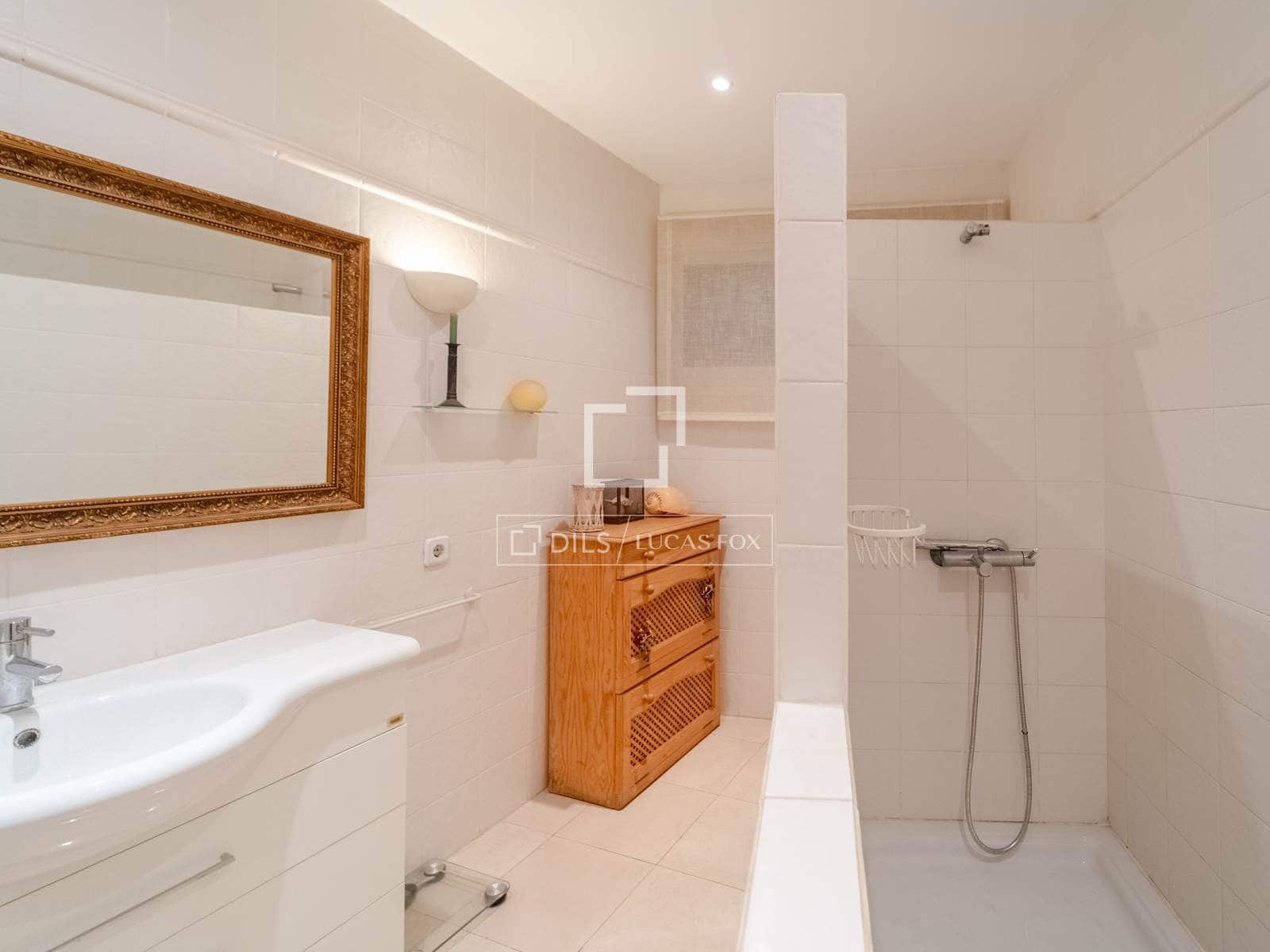 4 Zimmer Apartment zu verkaufen in Valencia Stadt mit Garage - 1.900.000 € (Ref: 9749286)