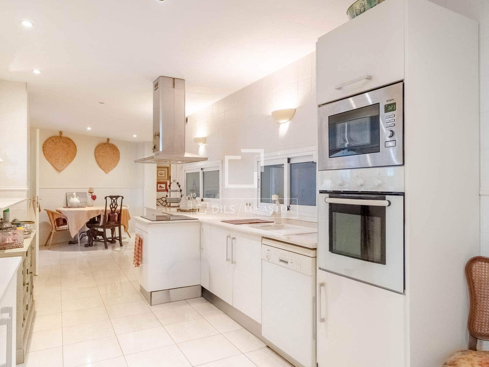 4 Zimmer Apartment zu verkaufen in Valencia Stadt mit Garage - 1.900.000 € (Ref: 9749286)