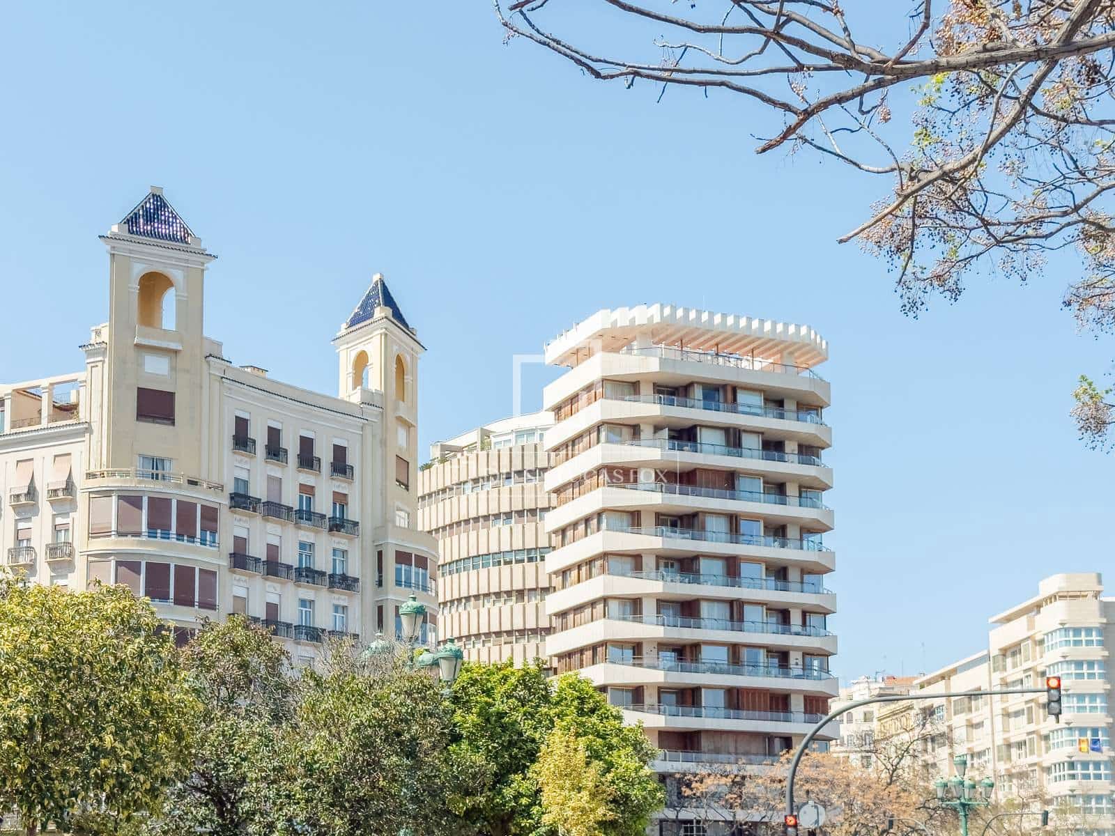 4 Zimmer Apartment zu verkaufen in Valencia Stadt mit Garage - 1.900.000 € (Ref: 9749286)