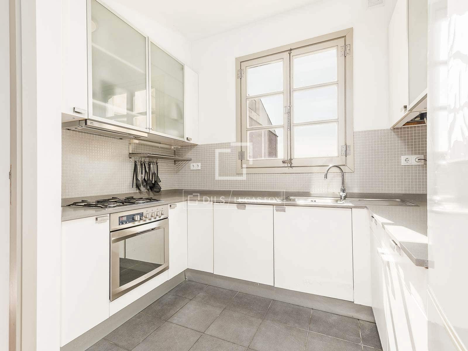 Apartamento de 2 habitaciones en Barcelona ciudad en venta - 400.000 € (Ref: 9750979)